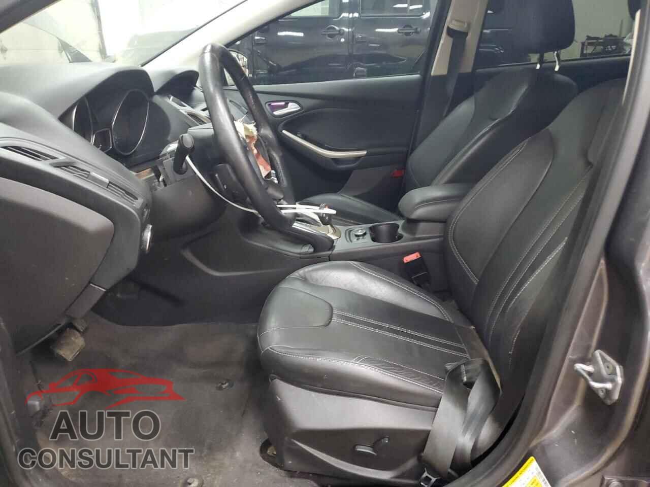 FORD FOCUS 2012 - 1FAHP3H21CL119187