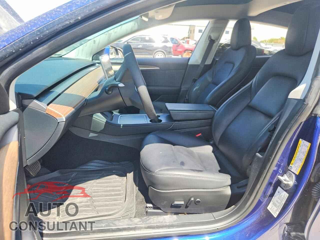 TESLA MODEL 3 2023 - 5YJ3E1EAXPF686842