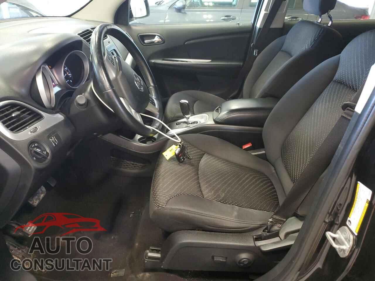 DODGE JOURNEY 2013 - 3C4PDCBG7DT502849