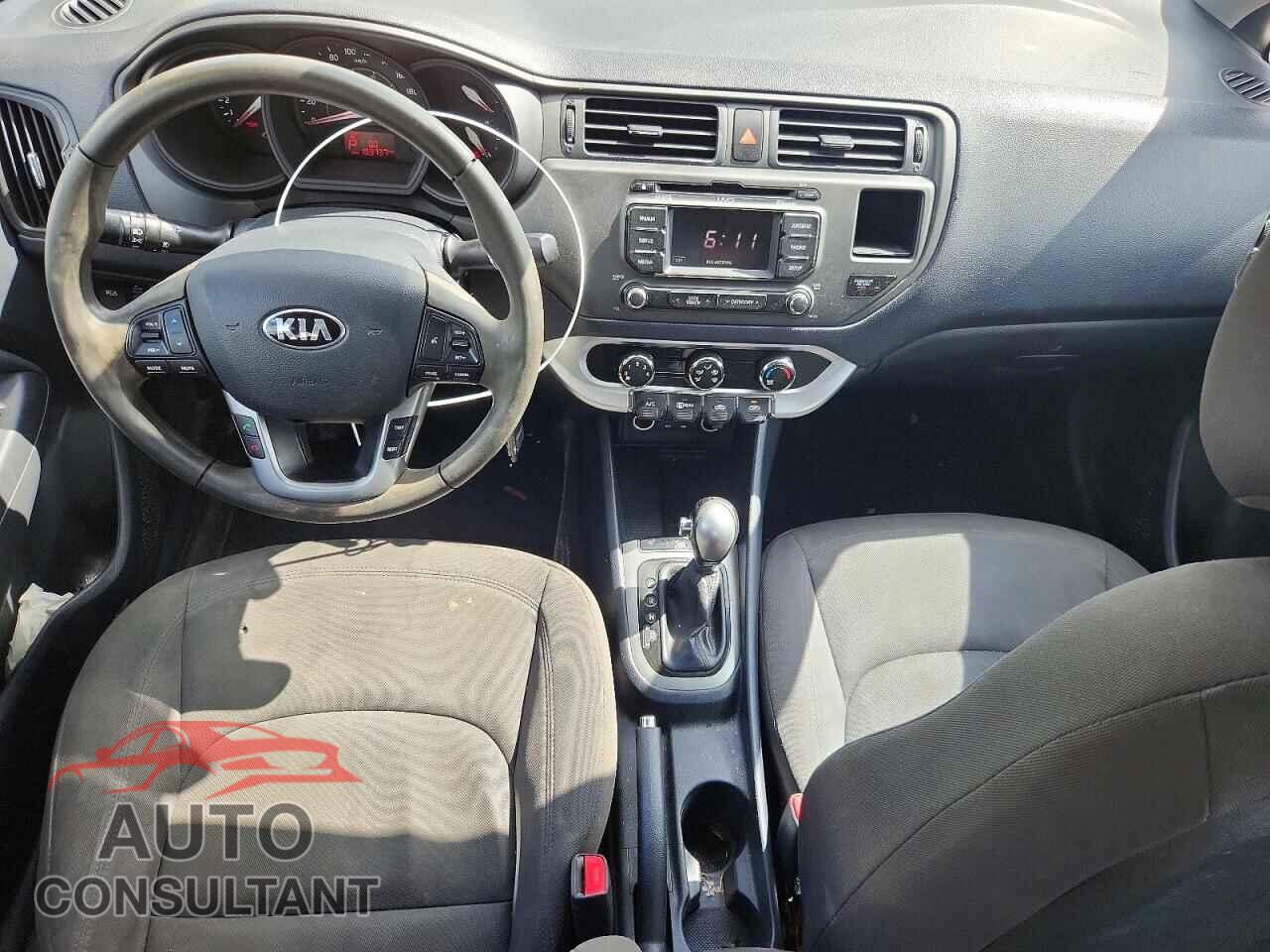 KIA RIO 2015 - KNADN4A31F6529804