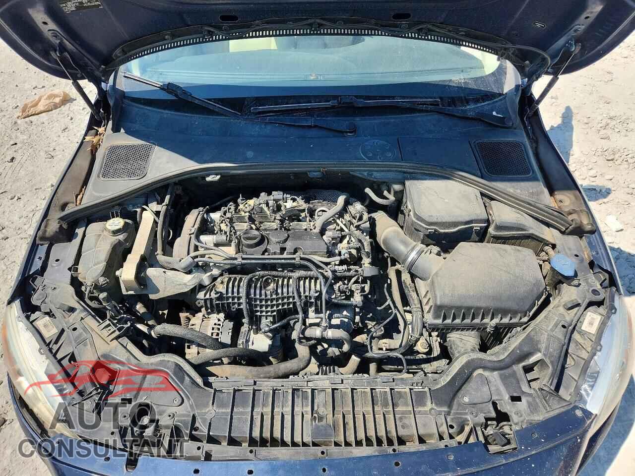 VOLVO S60 2015 - YV126MFK3F1345804