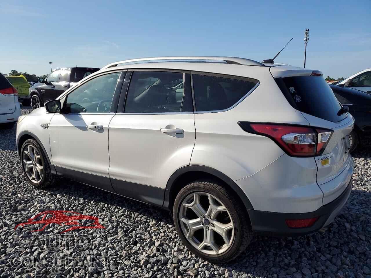 FORD ESCAPE 2017 - 1FMCU0JD3HUC94514
