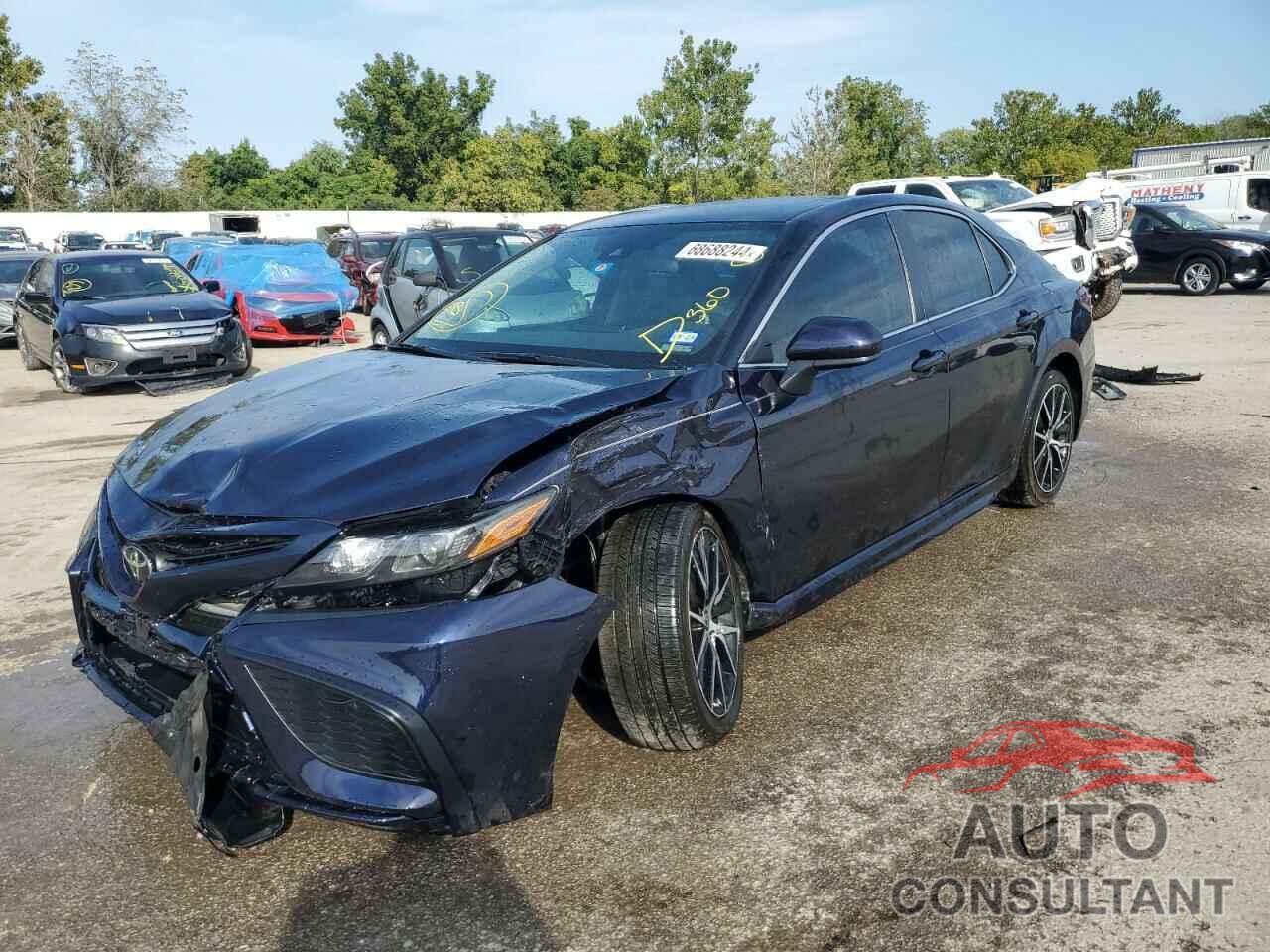 TOYOTA CAMRY 2021 - 4T1G11AKXMU613545