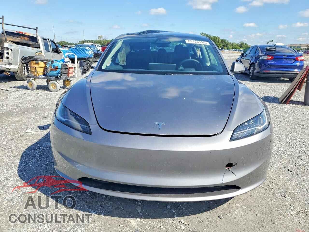 TESLA MODEL 3 2025 - 5YJ3E1EA6SF885542
