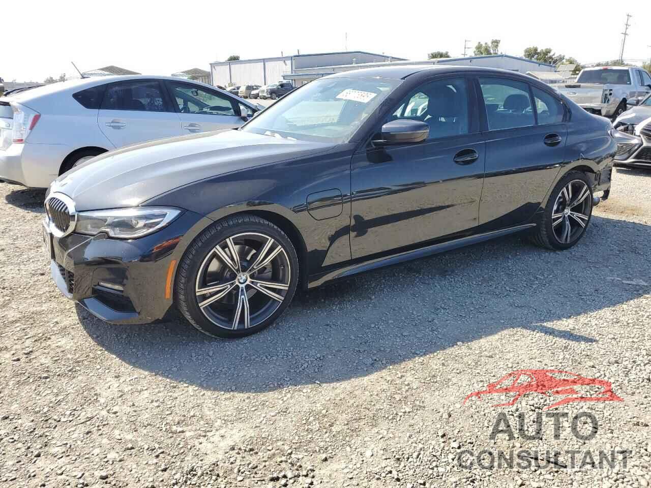 BMW 3 SERIES 2021 - 3MW5P7J04M8B60660