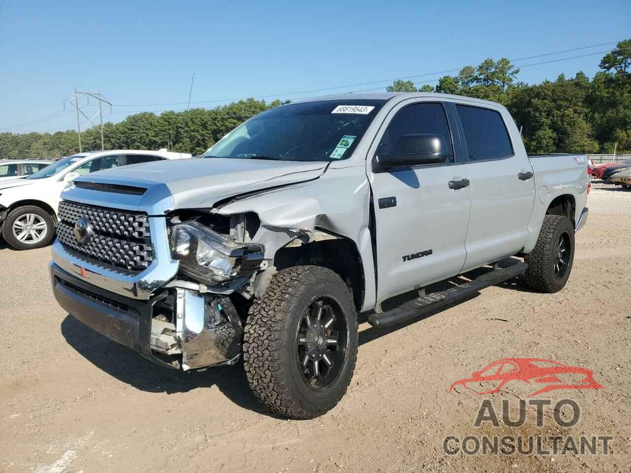 TOYOTA TUNDRA 2019 - 5TFDW5F15KX843649