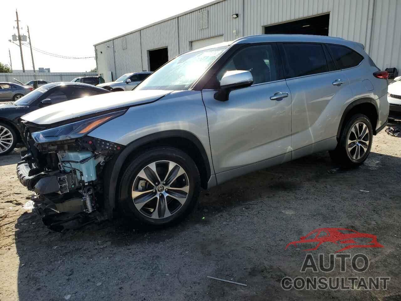 TOYOTA HIGHLANDER 2022 - 5TDGZRAH8NS107329