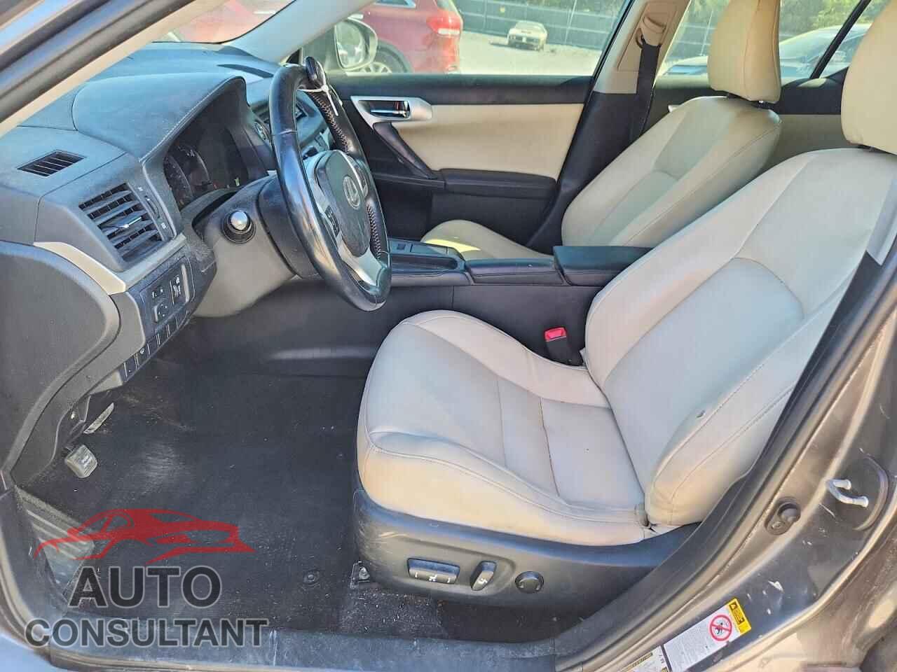 LEXUS CT 200 2013 - JTHKD5BH8D2127293