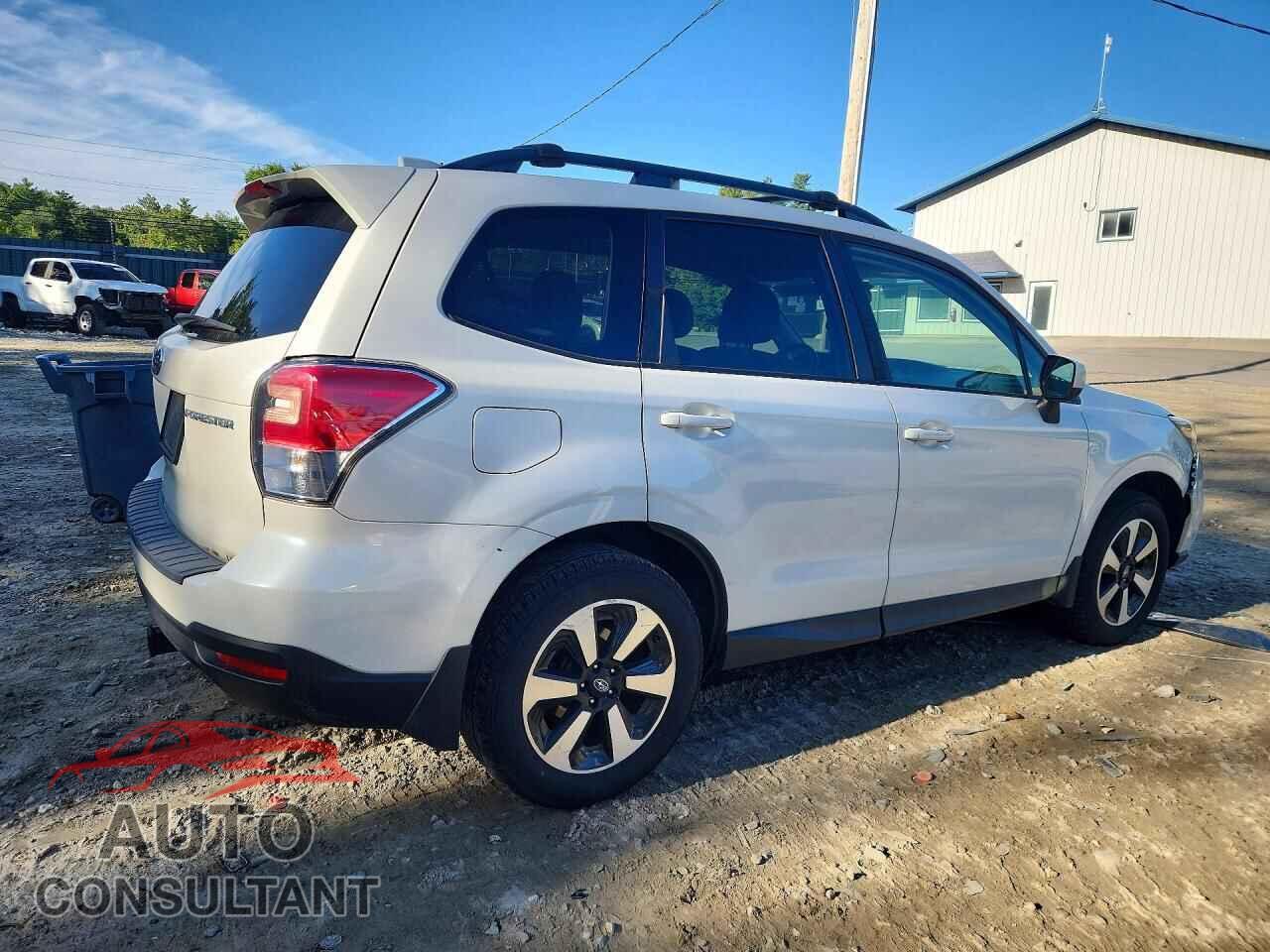 SUBARU FORESTER 2018 - JF2SJAEC3JG504907
