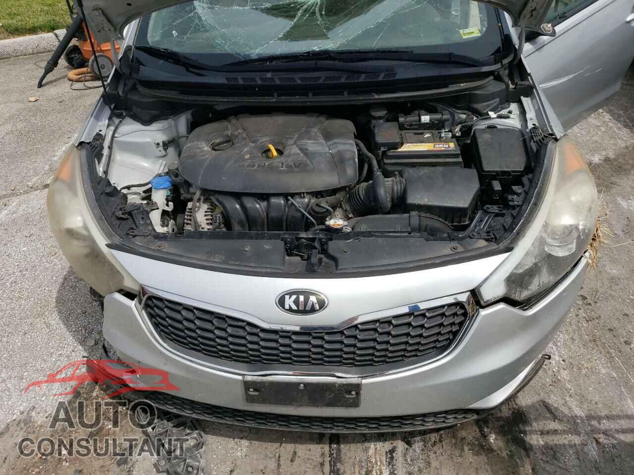 KIA FORTE 2016 - KNAFK4A68G5455770