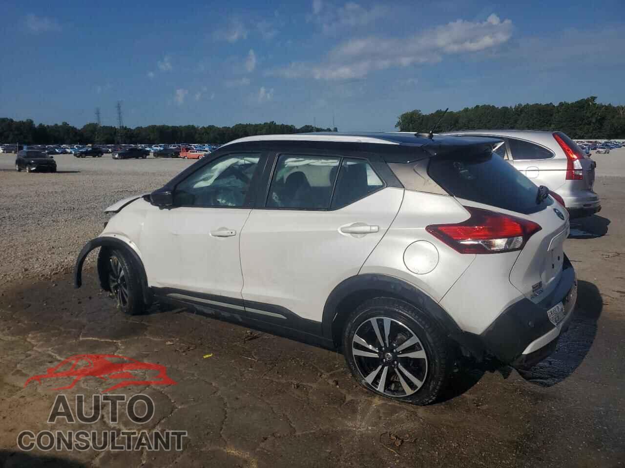 NISSAN KICKS 2020 - 3N1CP5DVXLL545788