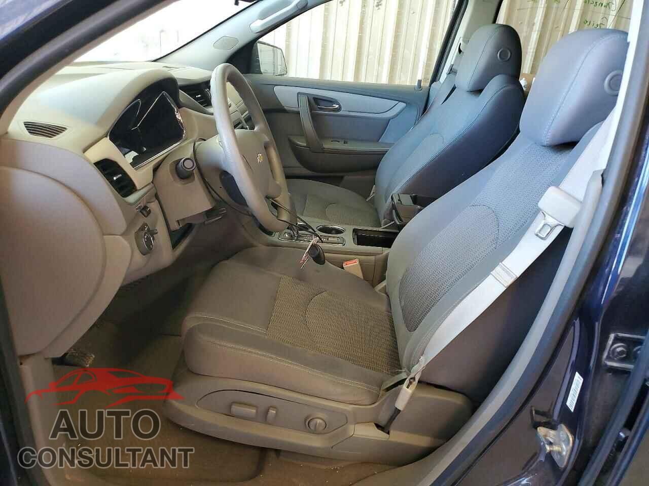CHEVROLET TRAVERSE 2015 - 1GNKRFKD2FJ368112