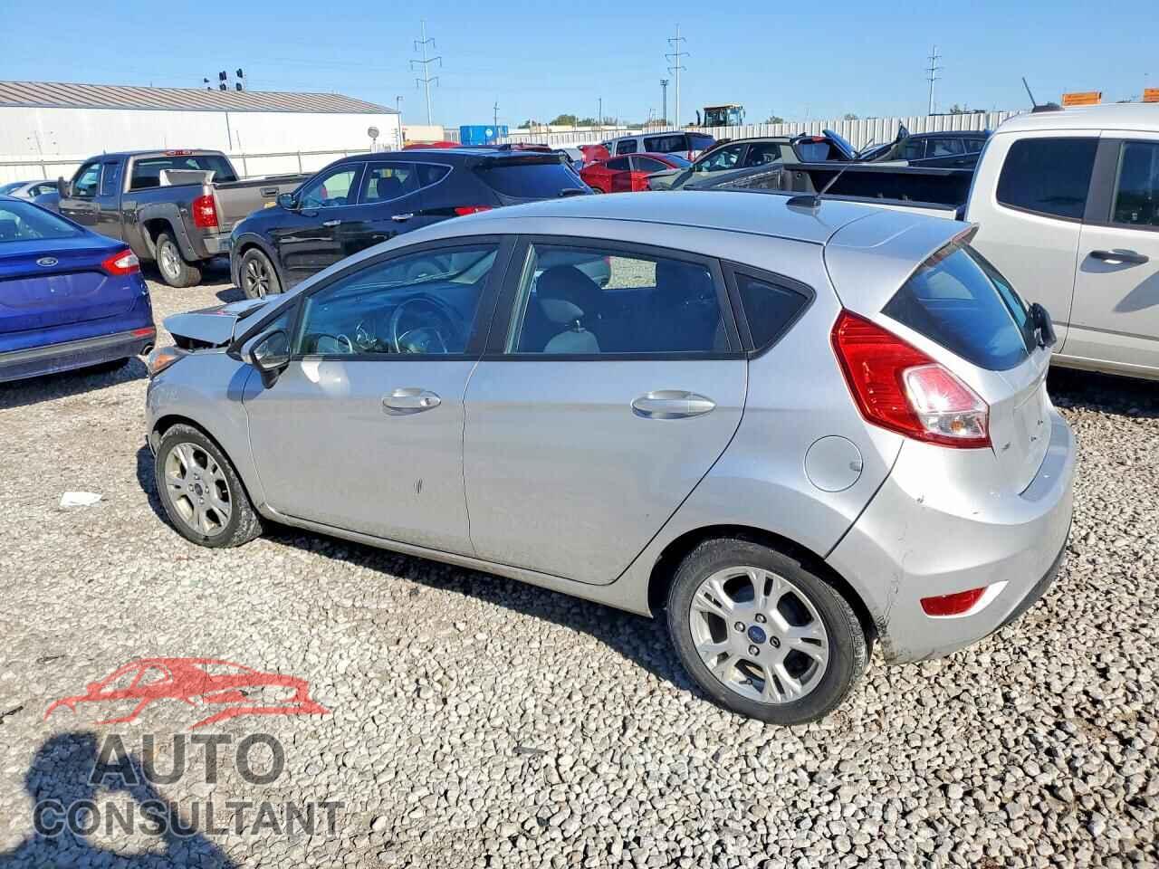 FORD FIESTA 2015 - 3FADP4EJ1FM217302