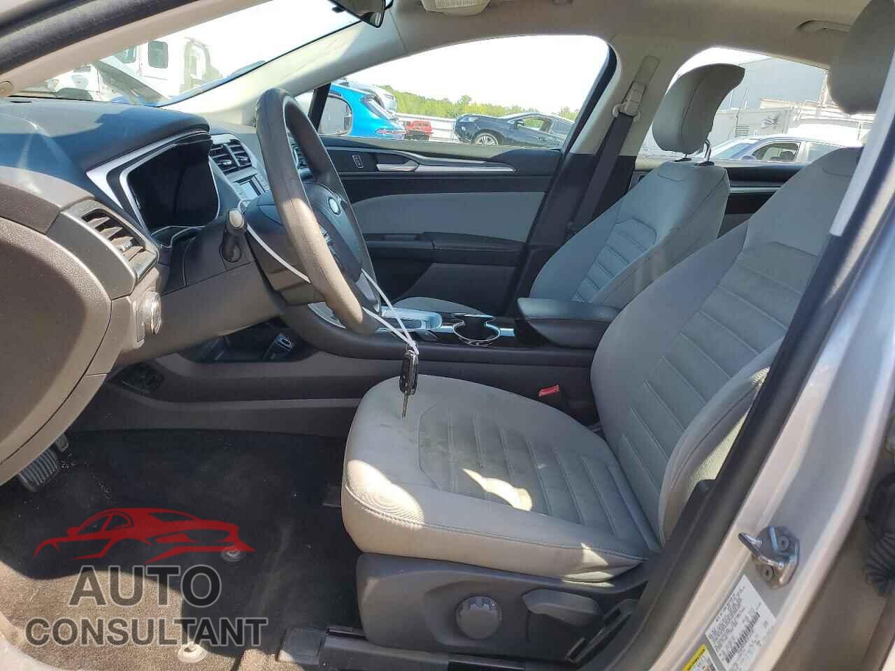 FORD FUSION 2015 - 3FA6P0UU8FR132585