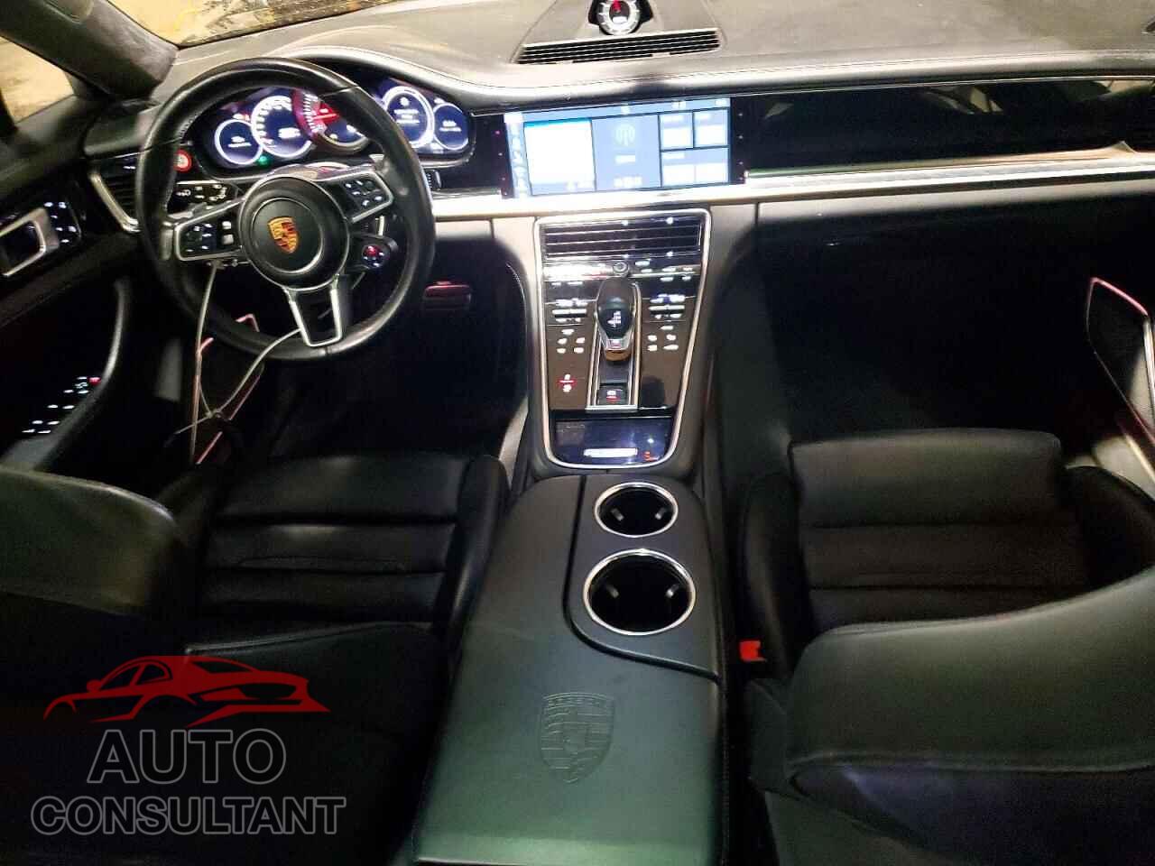 PORSCHE PANAMERA 2018 - WP0AF2A7XJL141460
