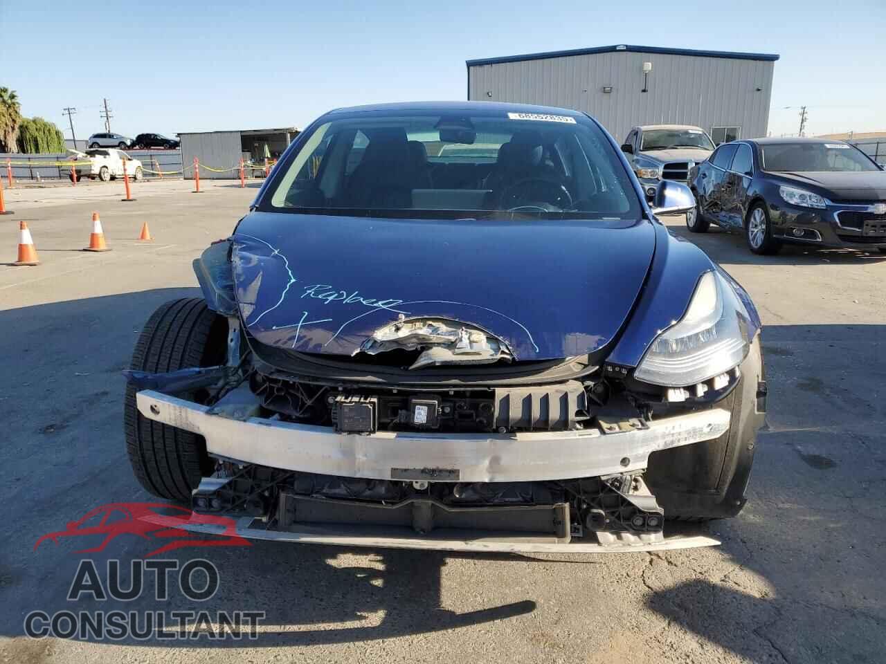 TESLA MODEL 3 2019 - 5YJ3E1EB5KF194138