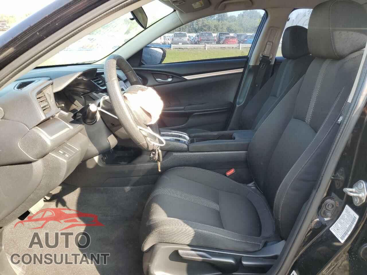 HONDA CIVIC 2018 - 2HGFC2F56JH545263