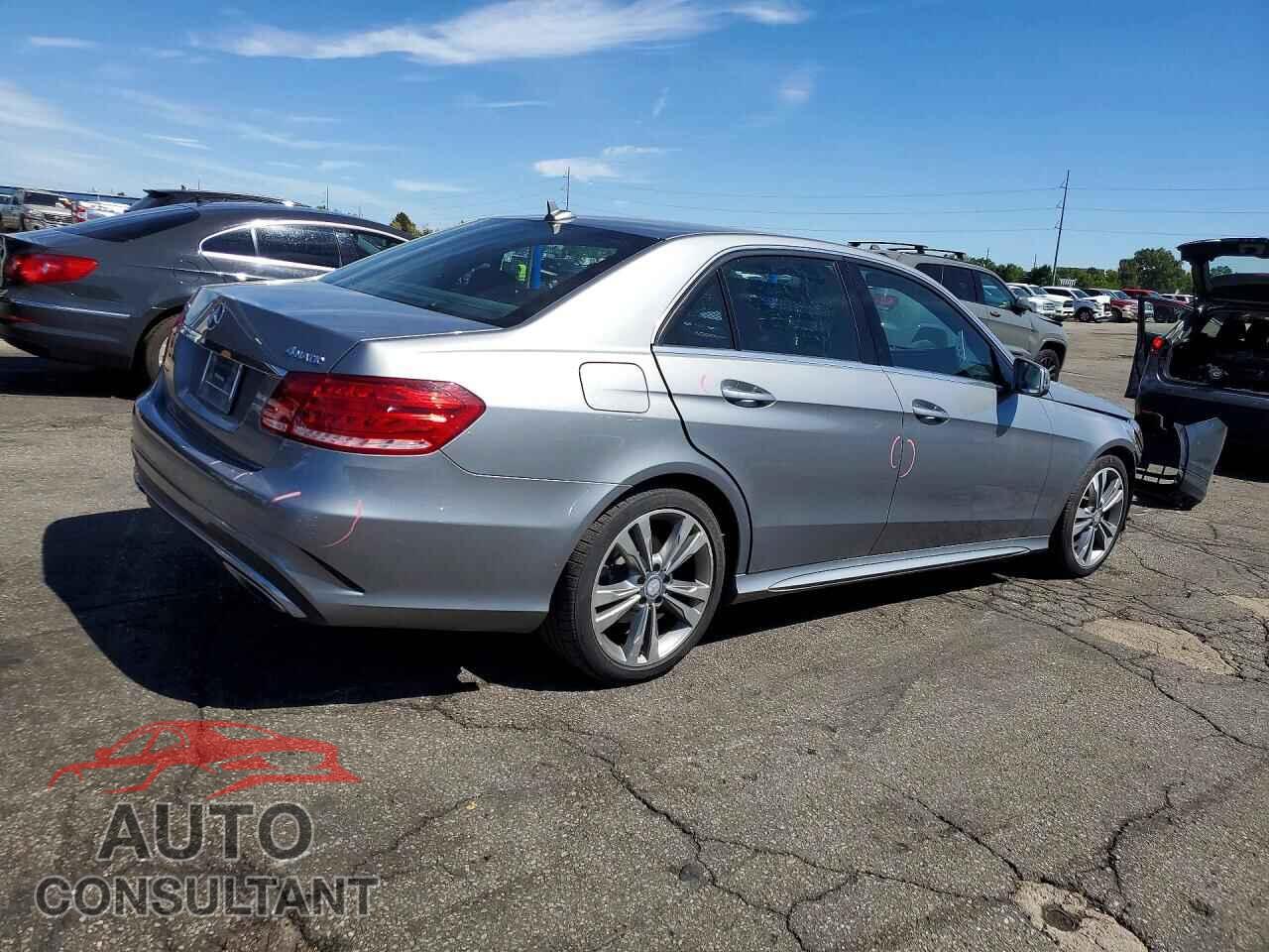 MERCEDES-BENZ E-CLASS 2014 - WDDHF8JB0EA812731