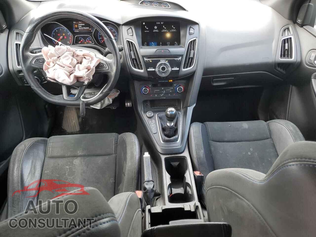 FORD FOCUS 2017 - WF0DP3TH7H4123019