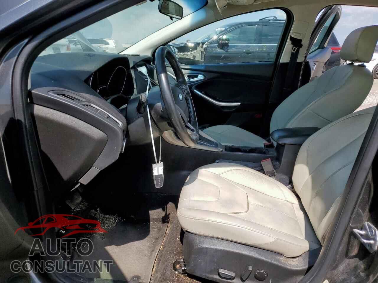 FORD FOCUS 2017 - 1FADP3J20HL287435