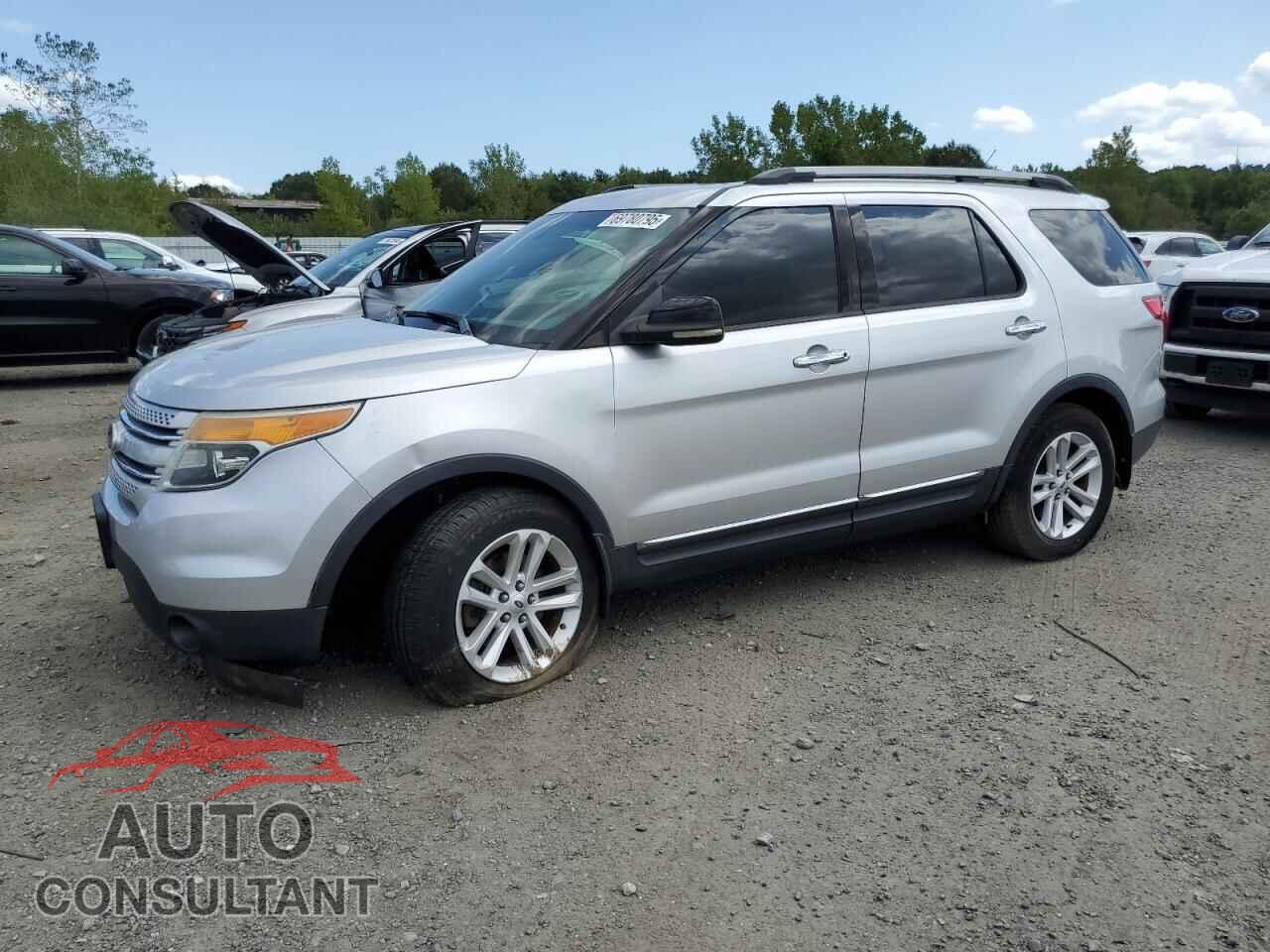 FORD EXPLORER 2011 - 1FMHK8D83BGA04545