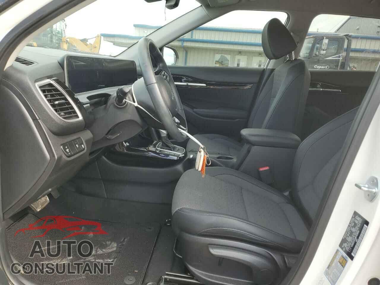 KIA SELTOS 2024 - KNDEUCAA8R7523905