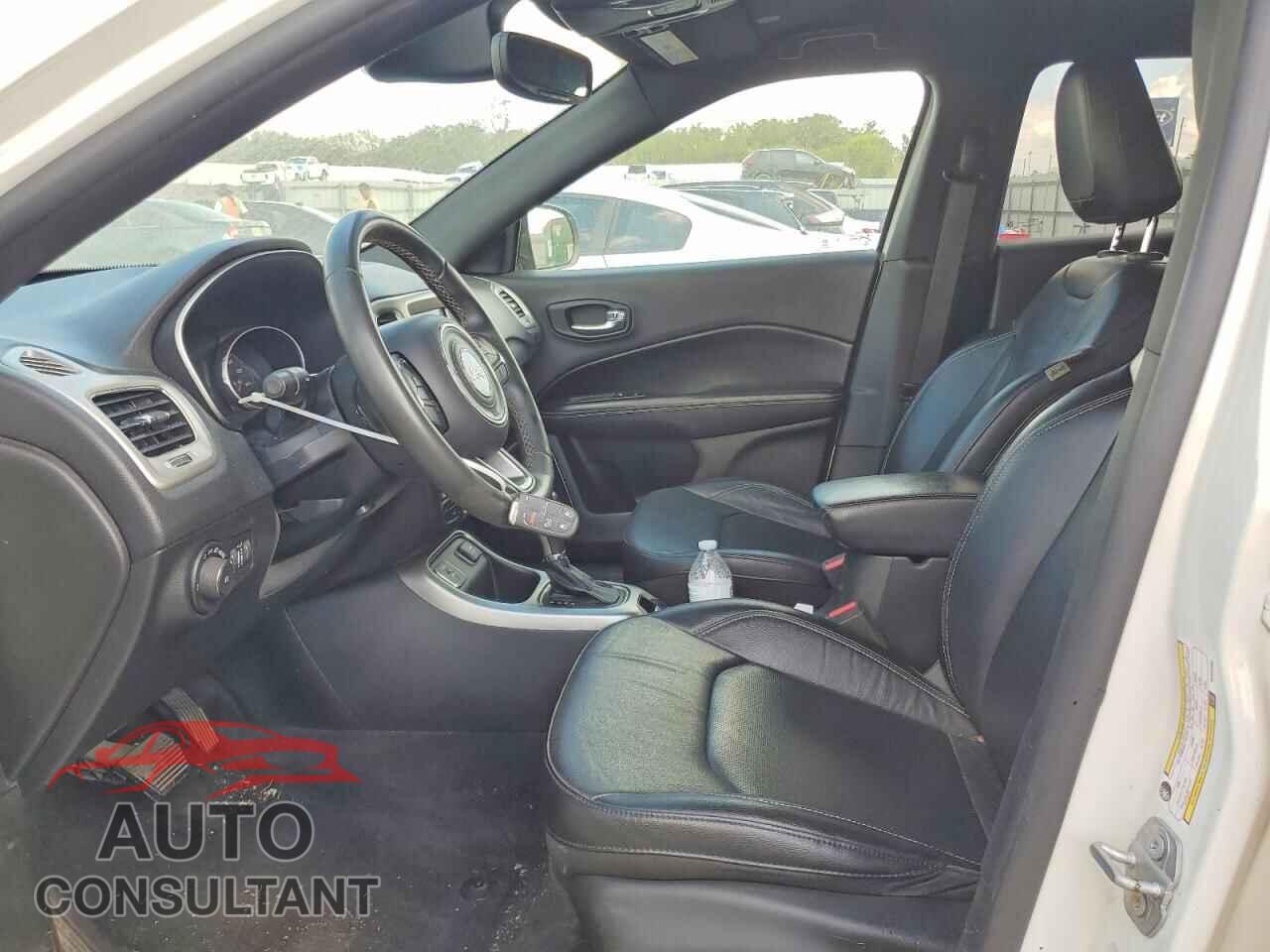 JEEP COMPASS 2021 - 3C4NJCEB1MT602302