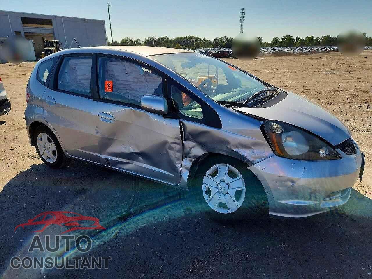 HONDA FIT 2012 - JHMGE8H38CS008948