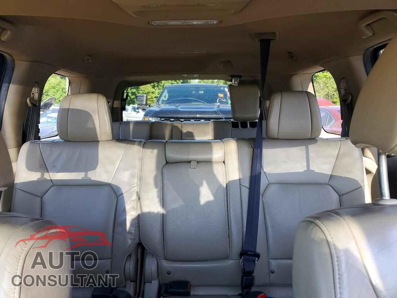 HONDA PILOT 2013 - 5FNYF4H66DB032167