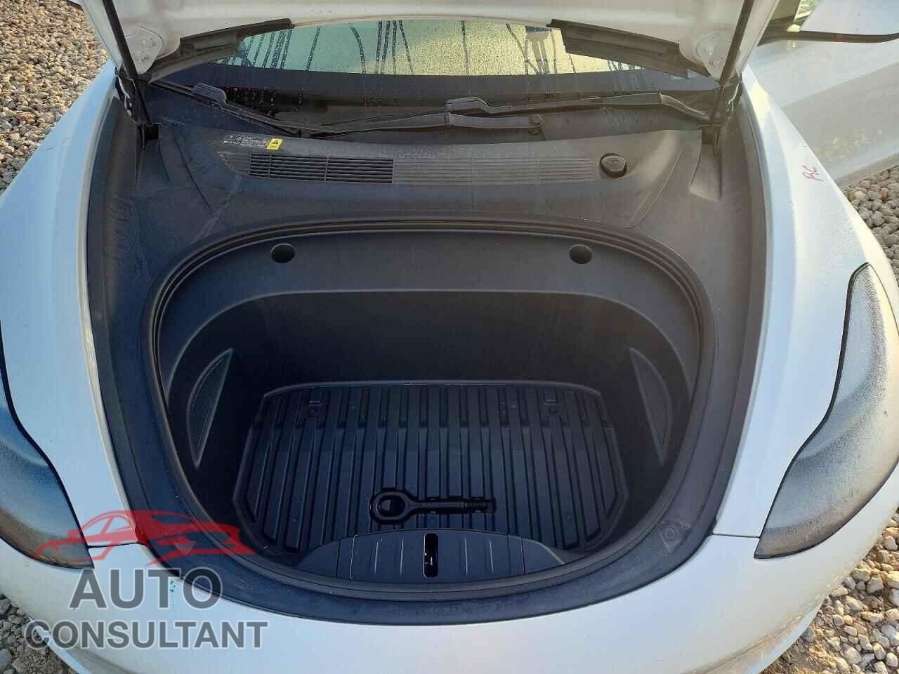 TESLA MODEL 3 2021 - 5YJ3E1EA6MF990360