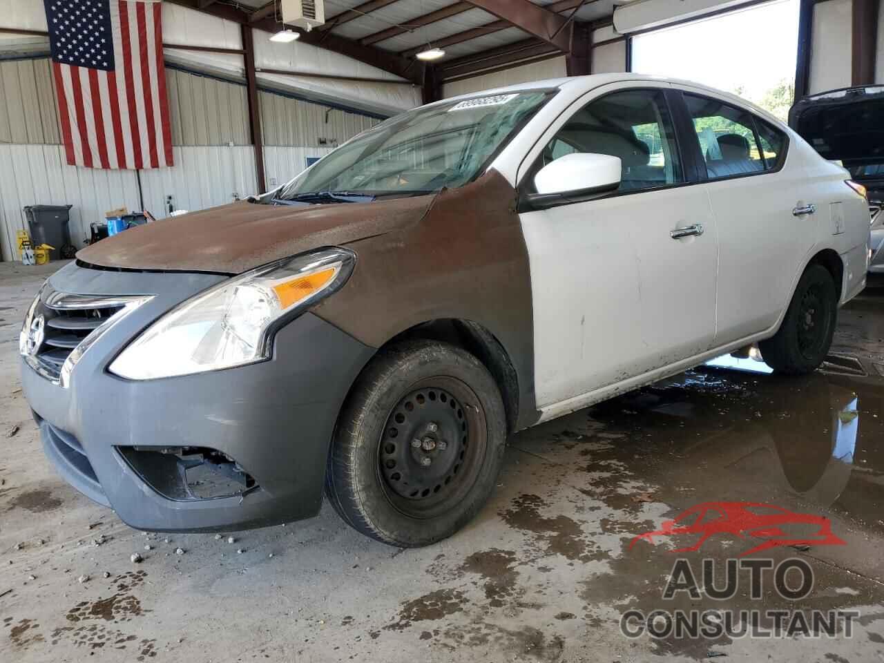 NISSAN VERSA 2018 - 3N1CN7AP2JL849010