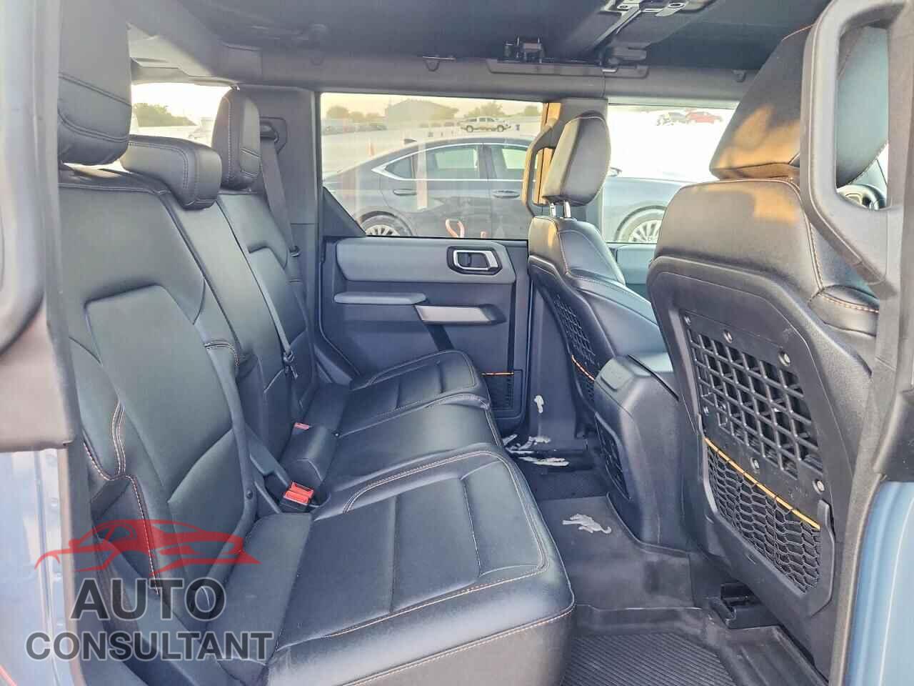 FORD BRONCO 2023 - 1FMEE5DP2PLB32998