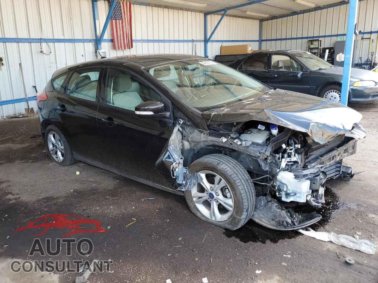 FORD FOCUS 2014 - 1FADP3K2XEL149377