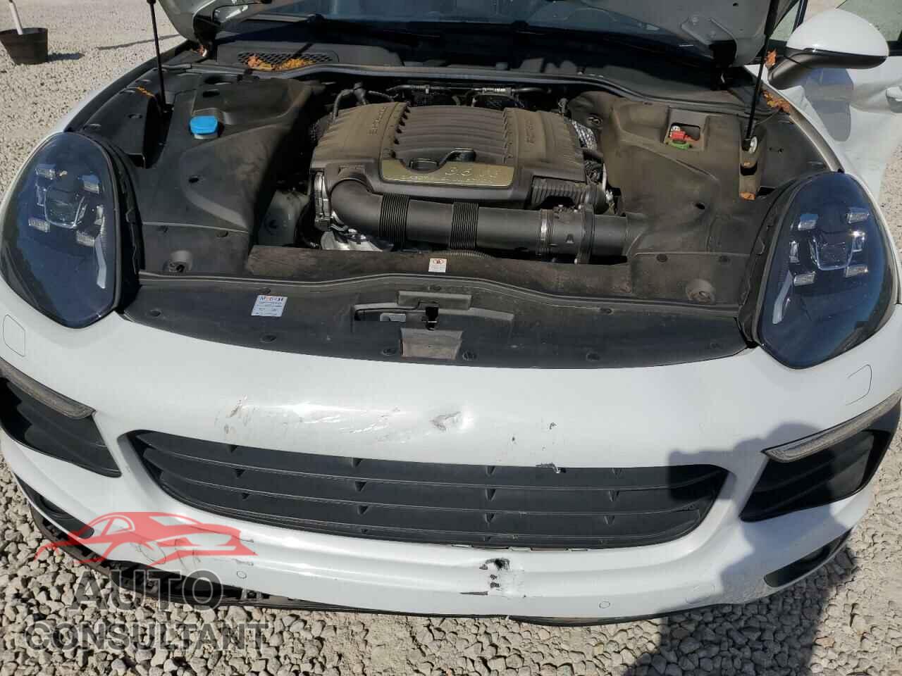 PORSCHE CAYENNE 2017 - WP1AA2A24HKA91219