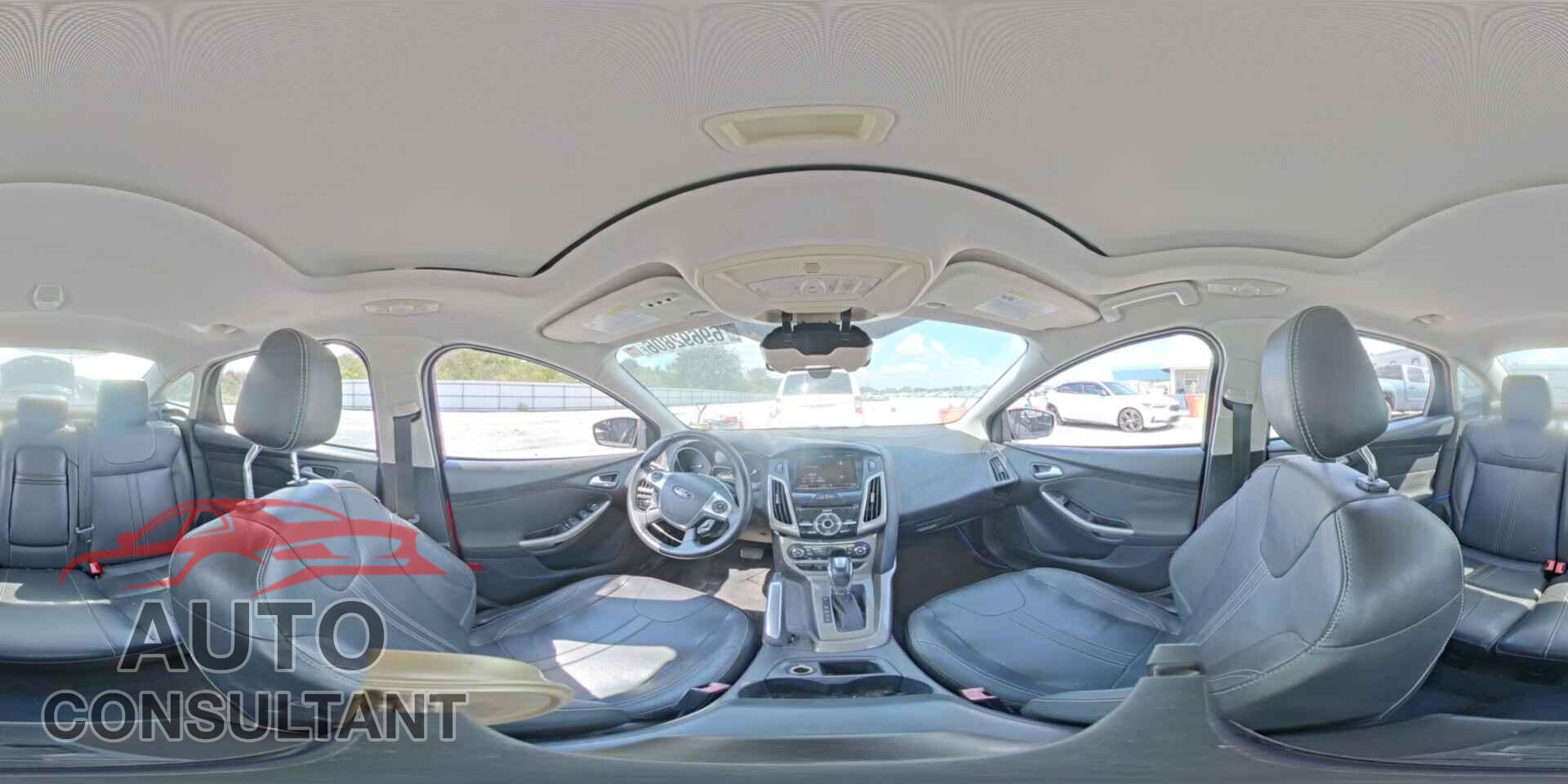 FORD FOCUS 2012 - 1FAHP3H23CL352715