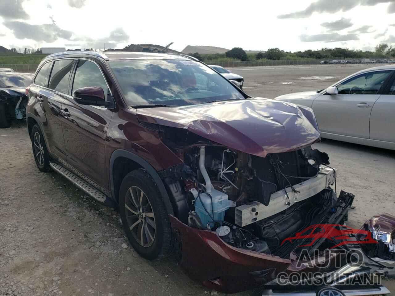 TOYOTA HIGHLANDER 2018 - 5TDKZRFH6JS238935