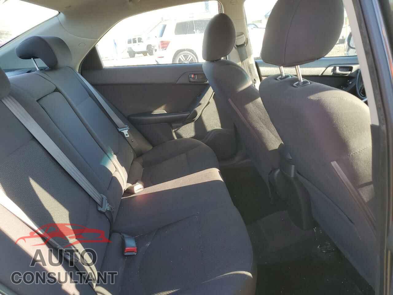 KIA FORTE 2011 - KNAFU4A29B5447743