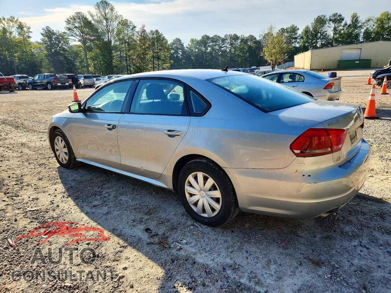 VOLKSWAGEN PASSAT 2012 - 1VWAP7A32CC079530