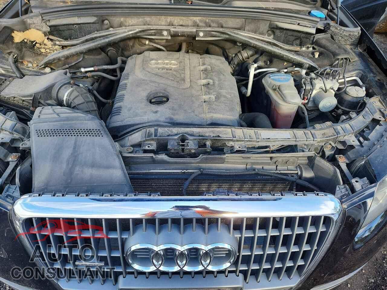 AUDI Q5 2012 - WA1LFAFP7CA004304