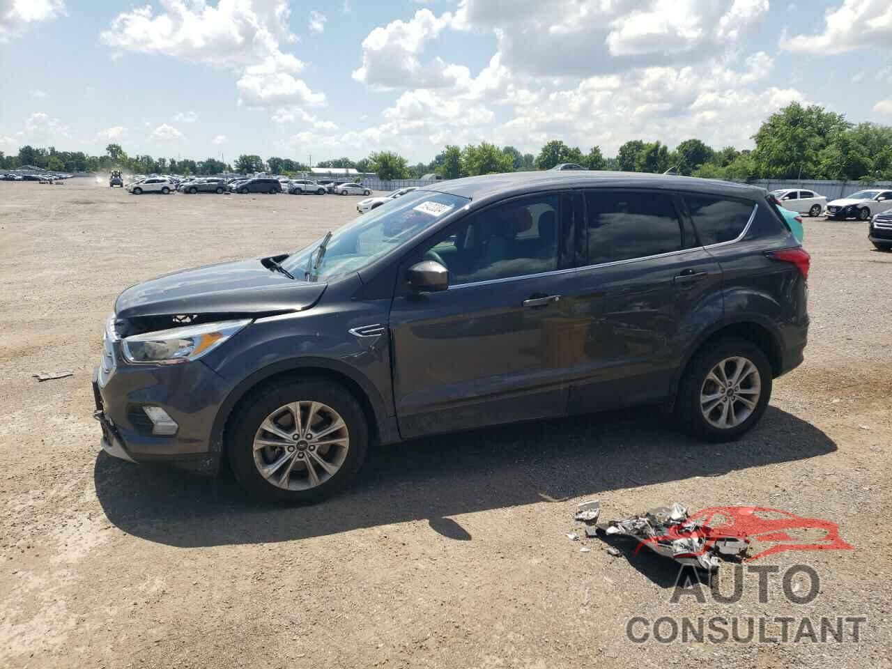 FORD ESCAPE 2019 - 1FMCU9GD0KUC42227