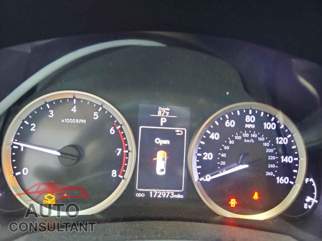LEXUS IS 2016 - JTHBA1D23G5013103