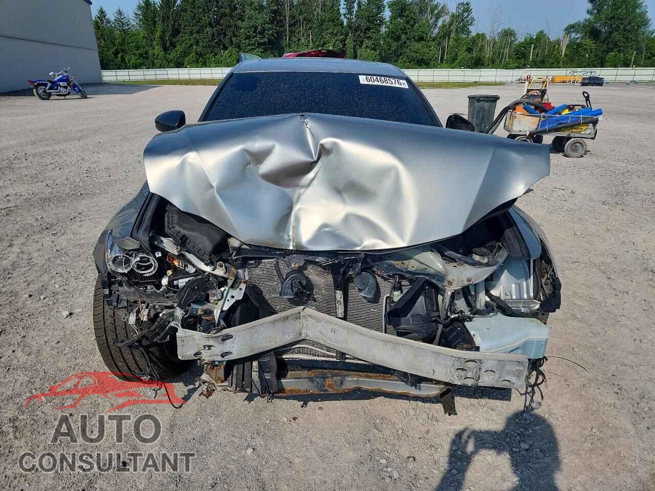 LEXUS IS 2014 - JTHCF1D24E5007250