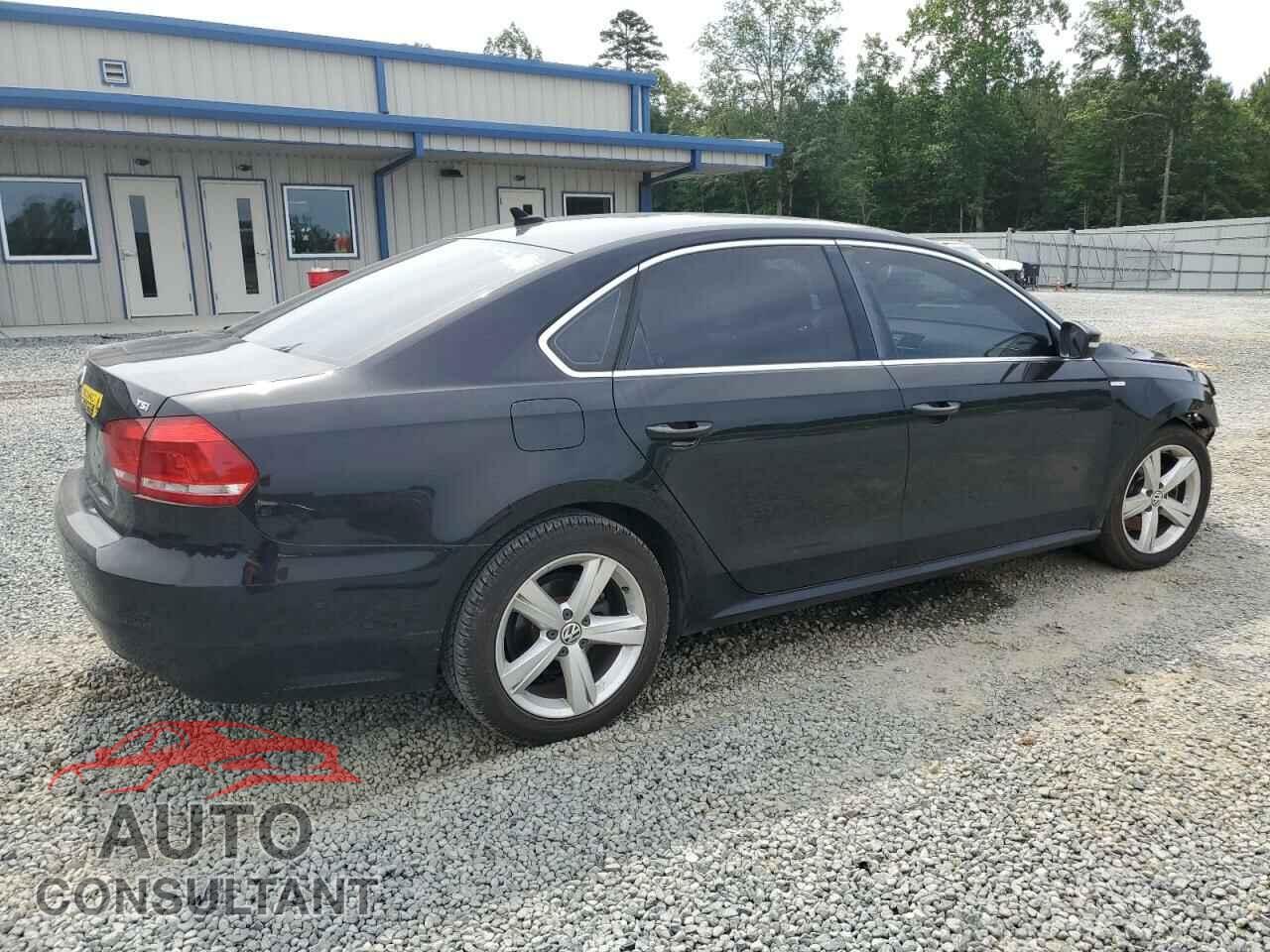 VOLKSWAGEN PASSAT 2014 - 1VWAS7A39EC053380