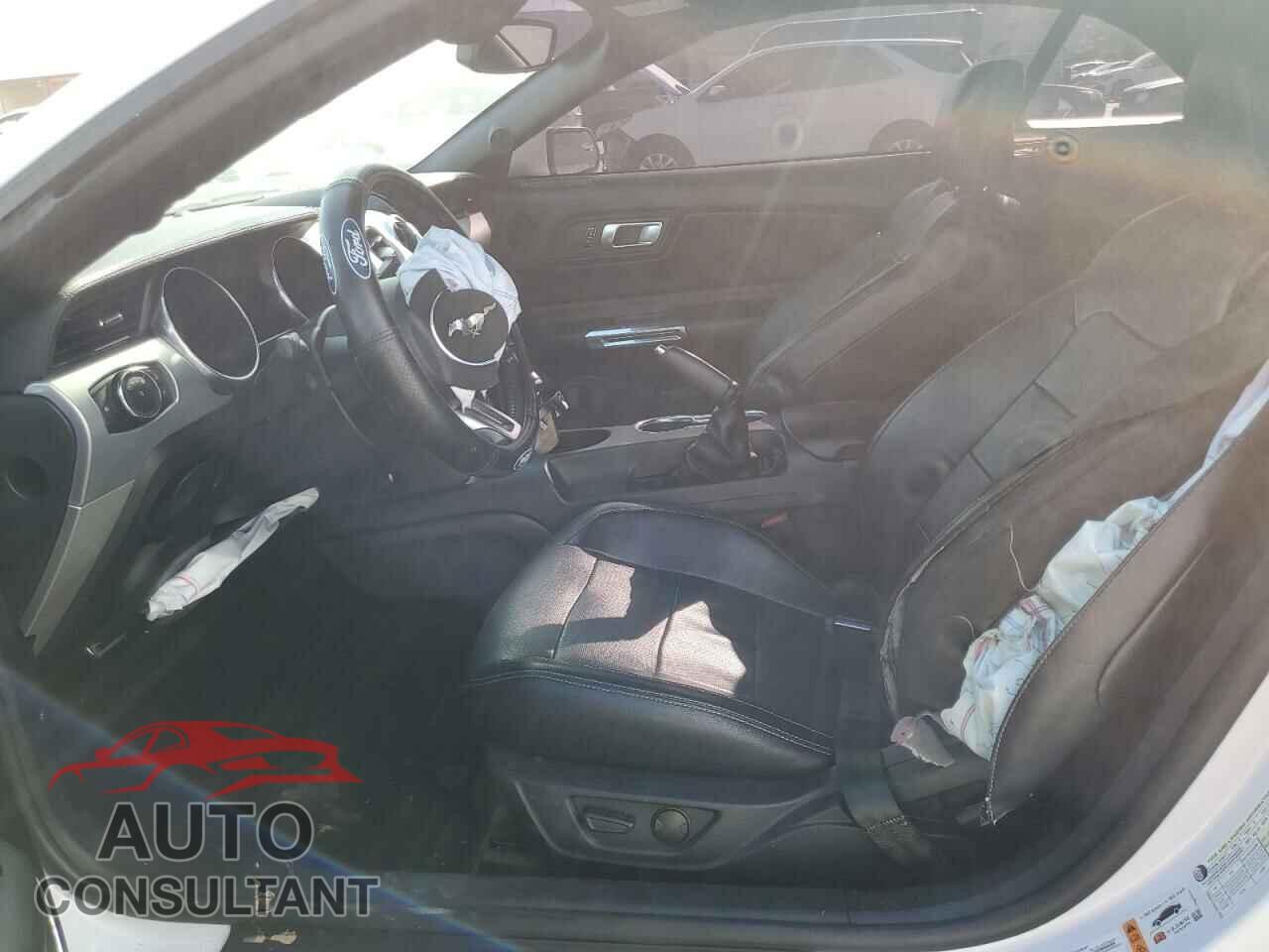 FORD MUSTANG 2020 - 1FATP8FF9L5118564