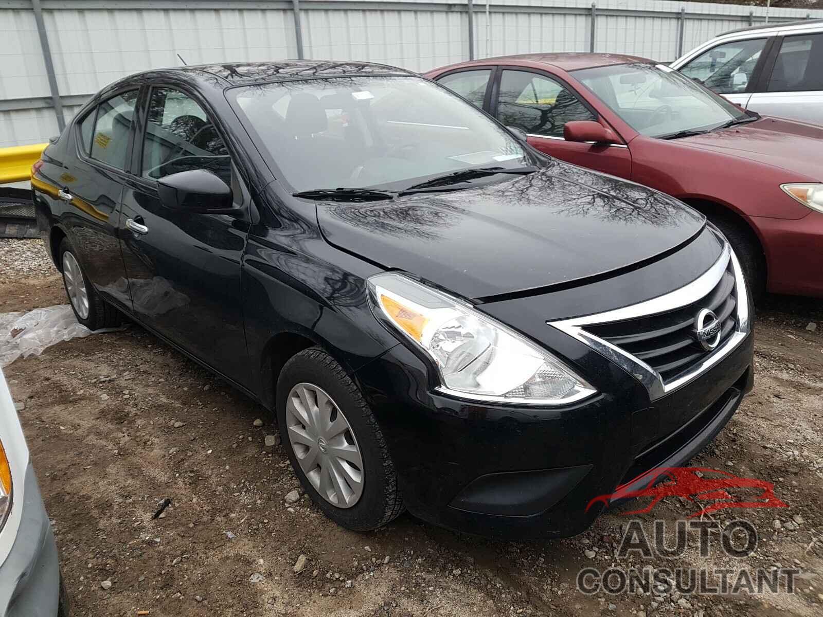 NISSAN VERSA 2019 - 3N1CN7AP6KL823933