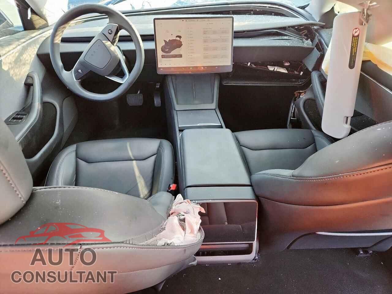 TESLA MODEL 3 2024 - 5YJ3E1EA1RF721674