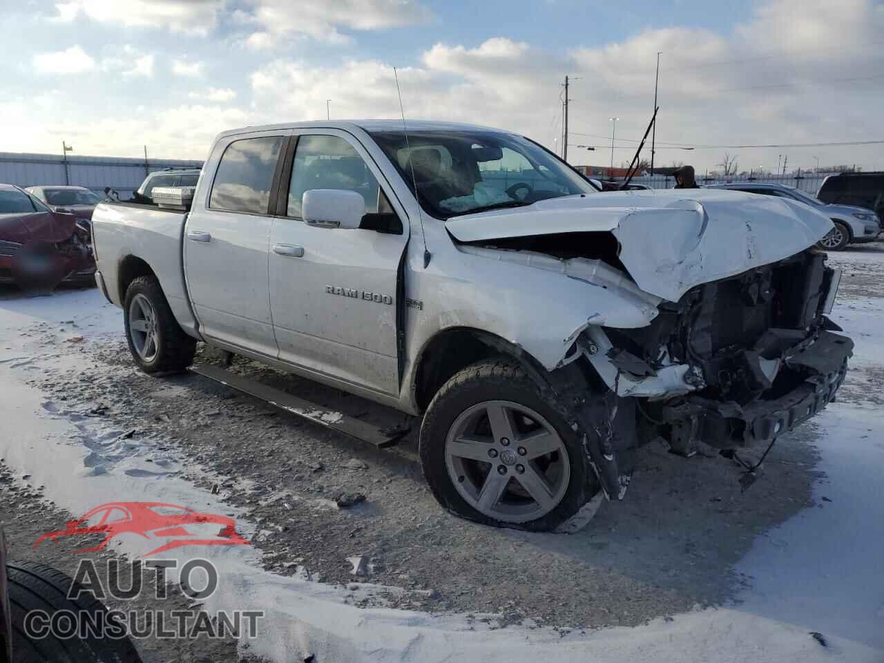 DODGE RAM 1500 2012 - 1C6RD7MT2CS111285