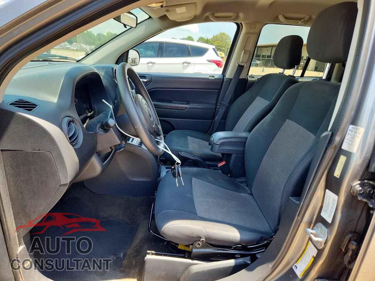 JEEP COMPASS 2014 - 1C4NJCBA3ED573226
