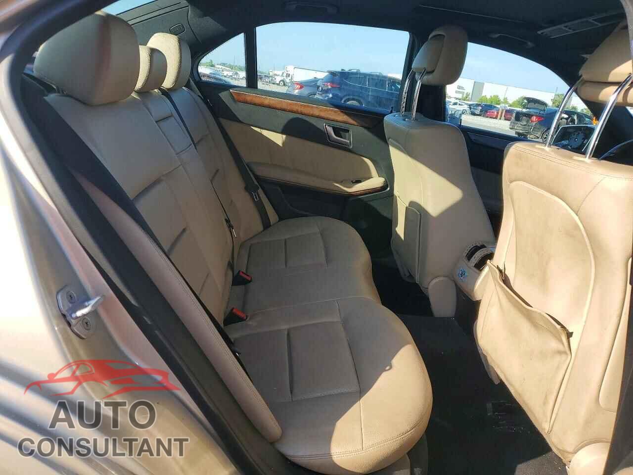 MERCEDES-BENZ E-CLASS 2012 - WDDHF5KB4CA588616