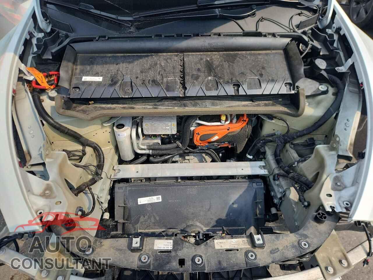 TESLA MODEL Y 2021 - 5YJYGDEE8MF192012